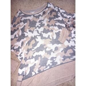 Wonderly Camo Sweater Large (oversized) 100% rayon